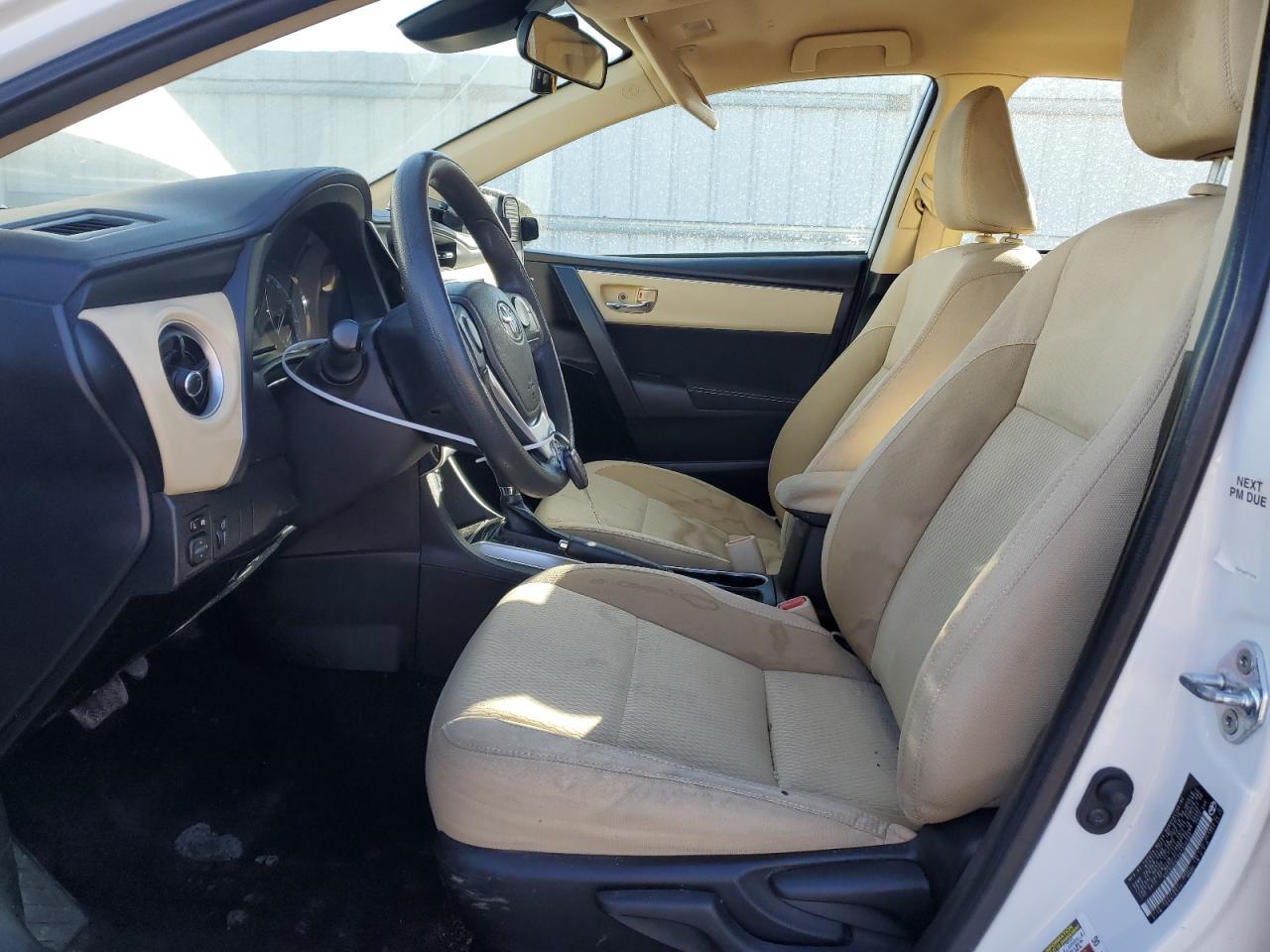 2019 TOYOTA COROLLA L - Фото 7