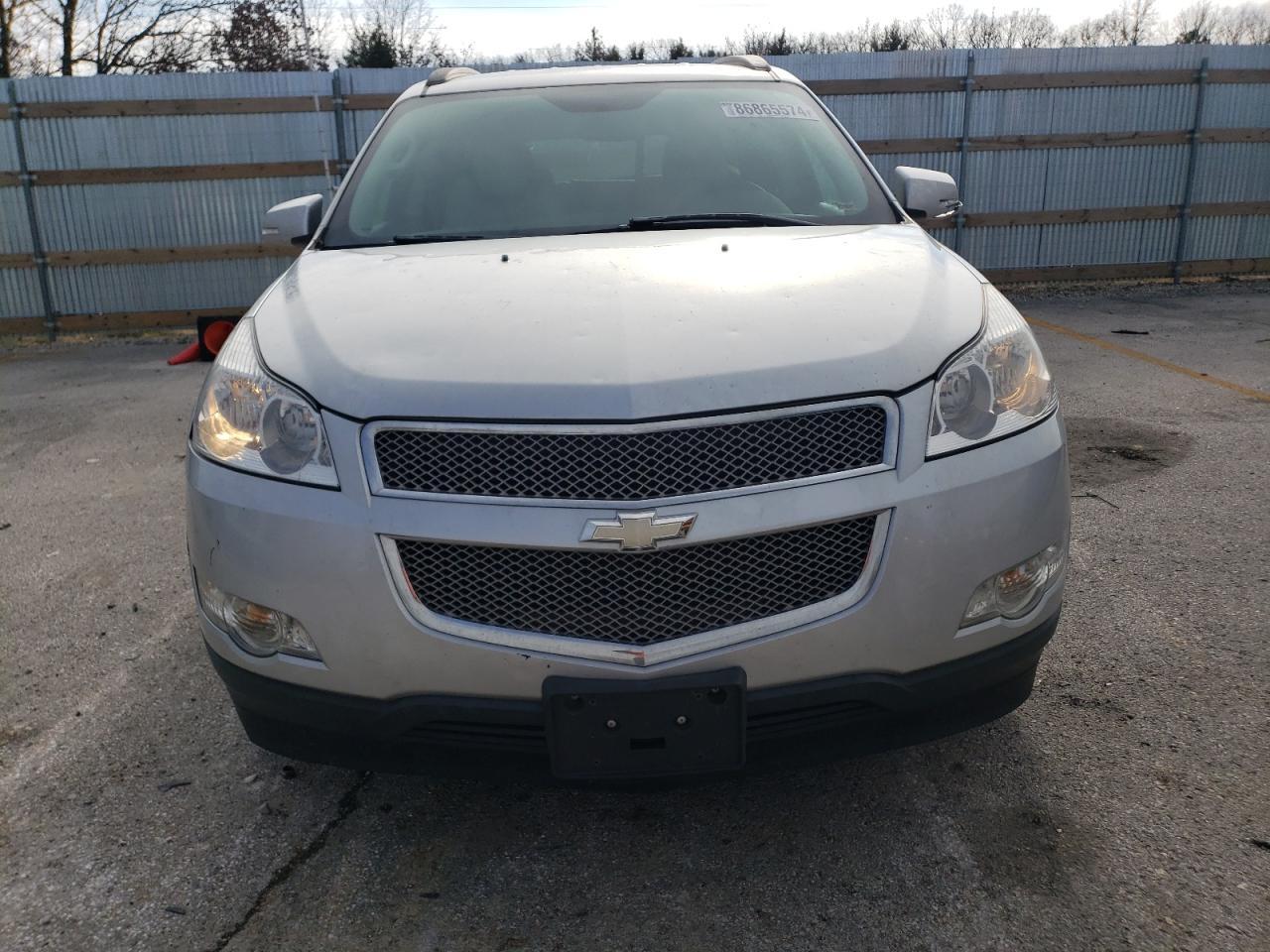 2012 CHEVROLET TRAVERSE L - Фото 5