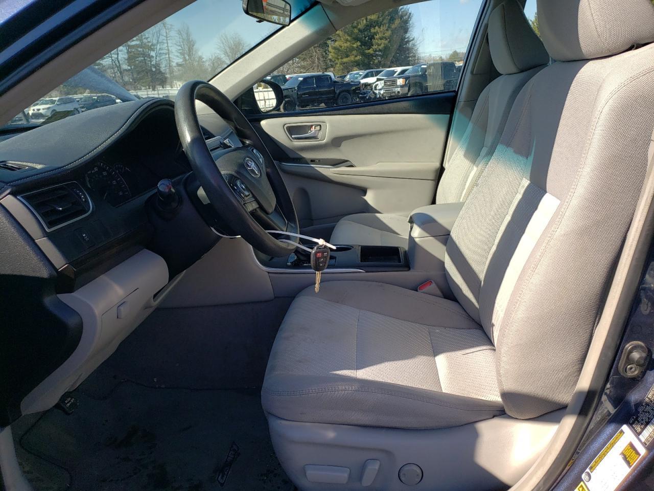 2015 TOYOTA CAMRY LE - Фото 7
