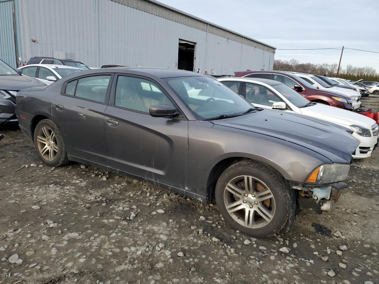 2013 DODGE CHARGER SE - Image 4