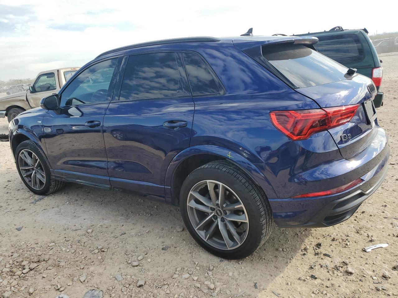 2022 AUDI Q3 PREMIUM - Image 2