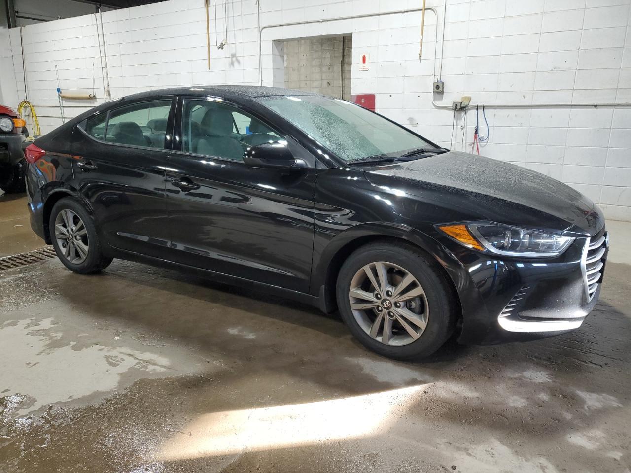 2018 HYUNDAI ELANTRA SE - Image 4