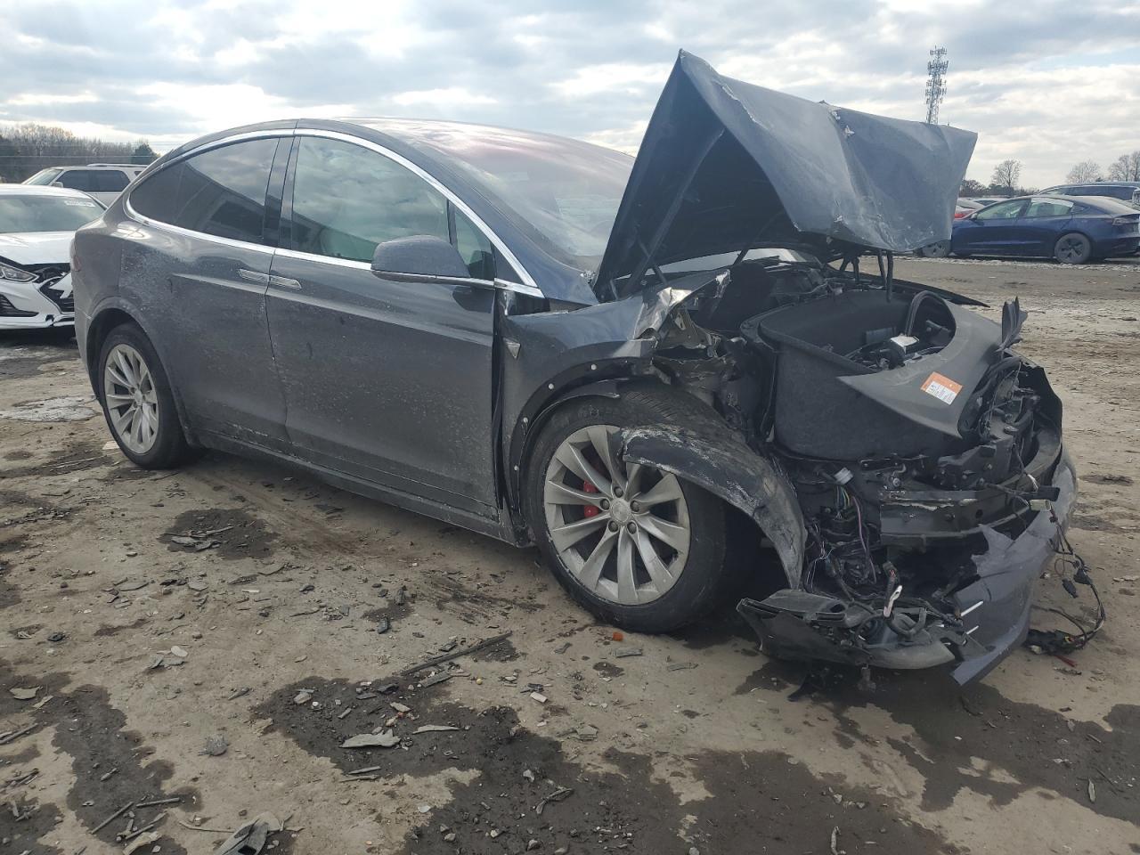 2018 TESLA MODEL X - Фото 4