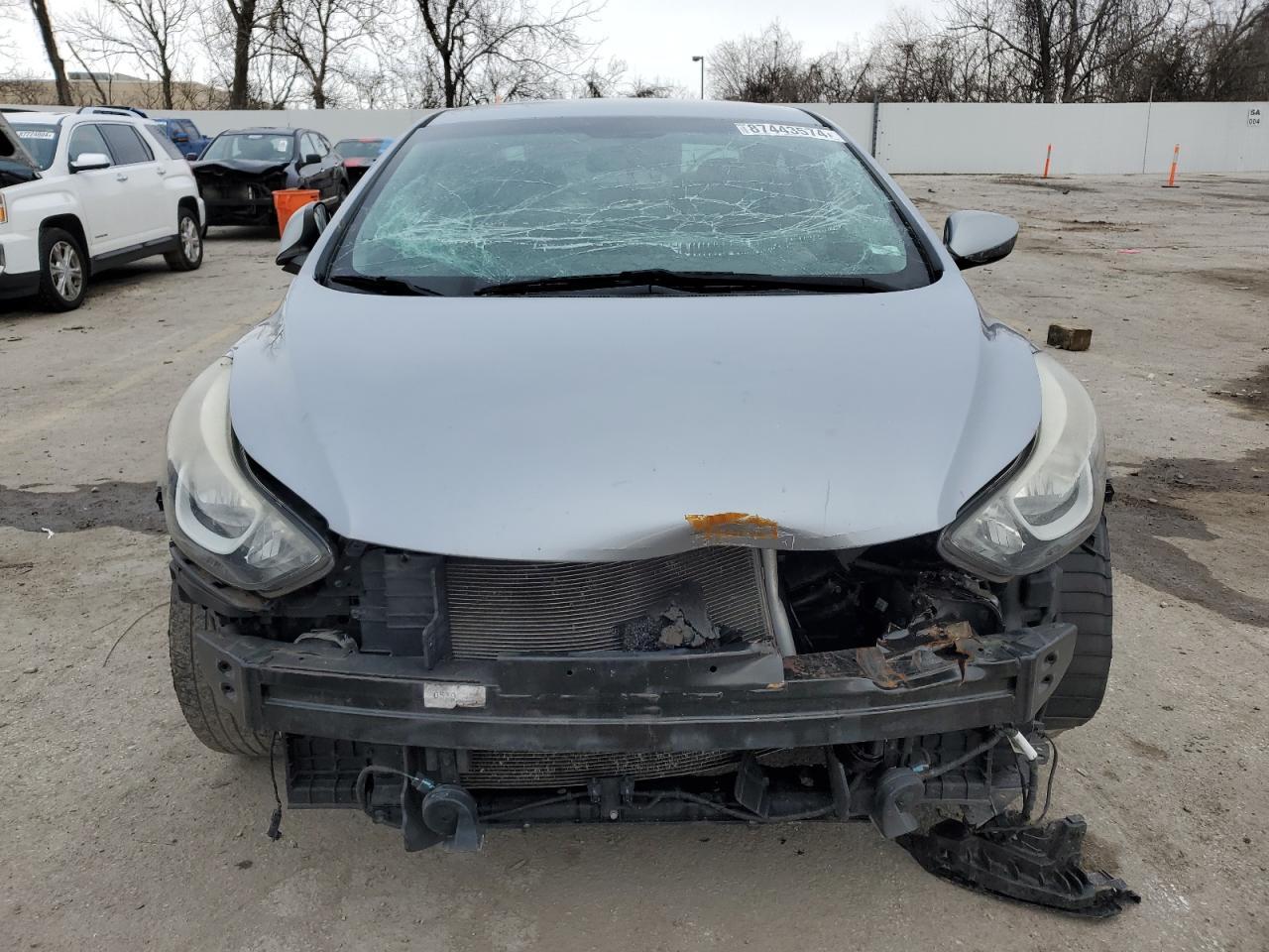 2015 HYUNDAI ELANTRA SE - Image 5