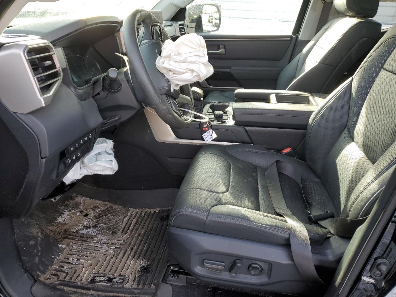 2023 TOYOTA TUNDRA DOU - Фото 7
