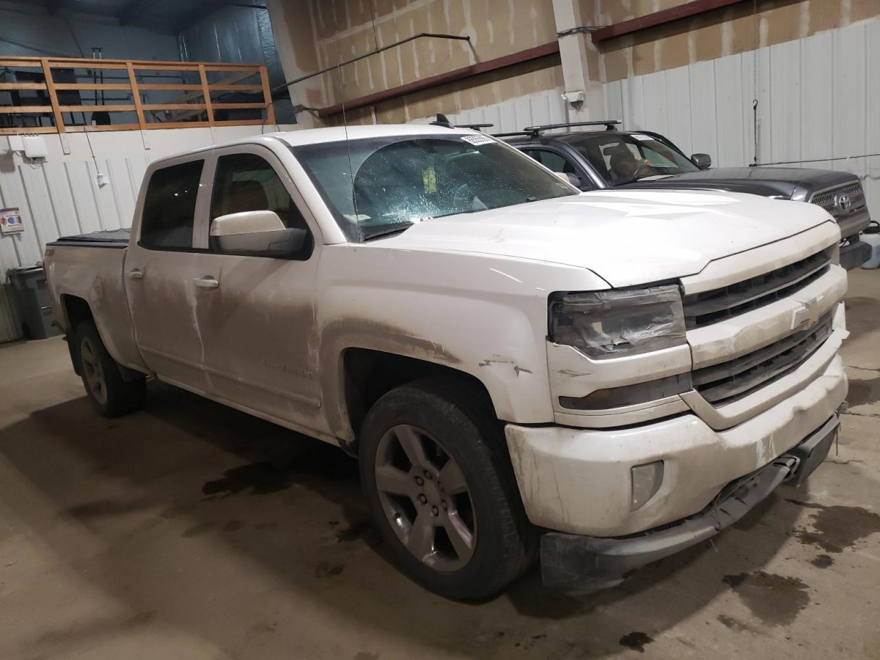 2017 CHEVROLET SILVERADO - Фото 4