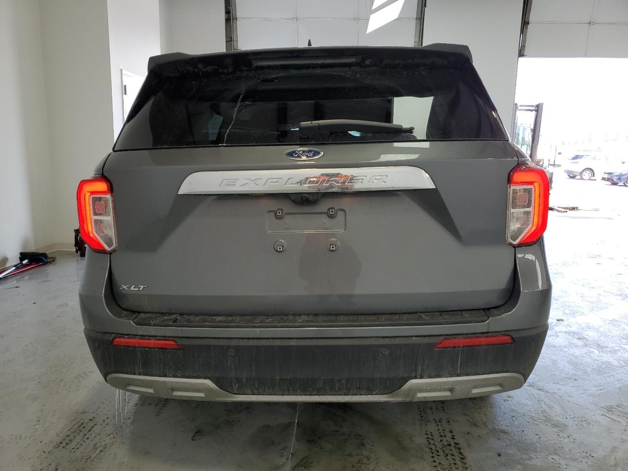 2023 FORD EXPLORER X - Image 6