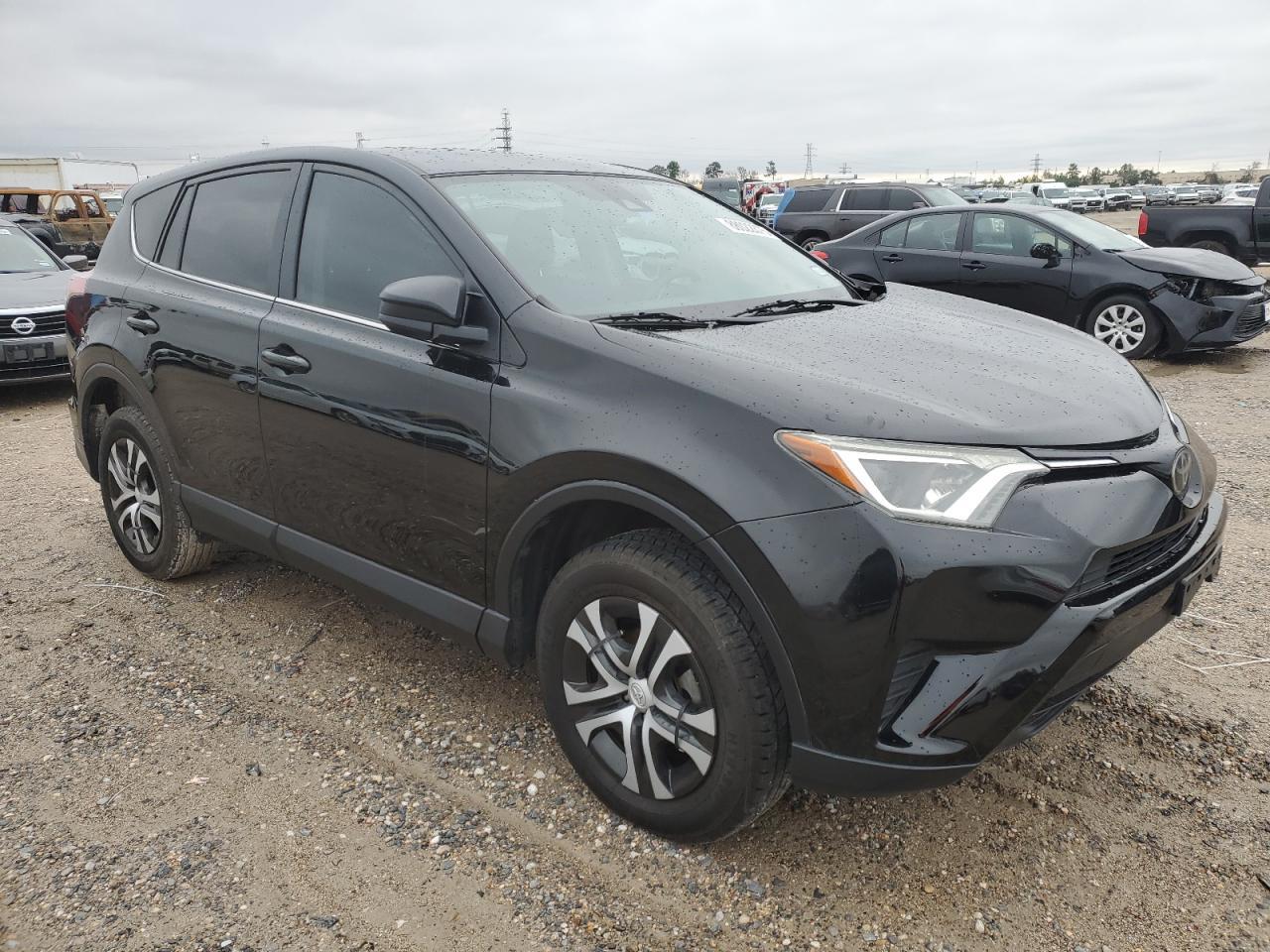 2018 TOYOTA RAV4 LE - Image 4