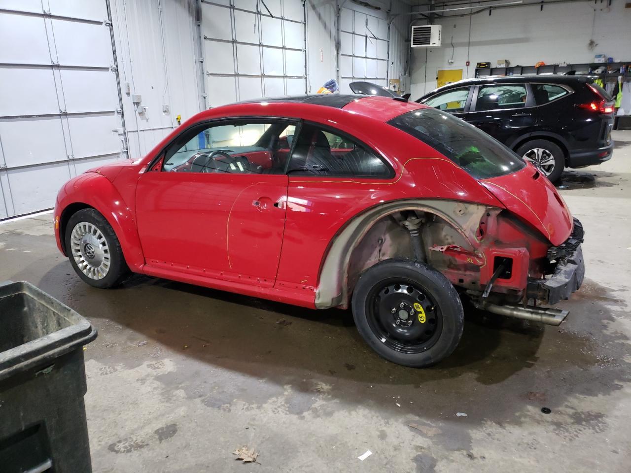 2015 VOLKSWAGEN BEETLE 1.8 - Фото 2