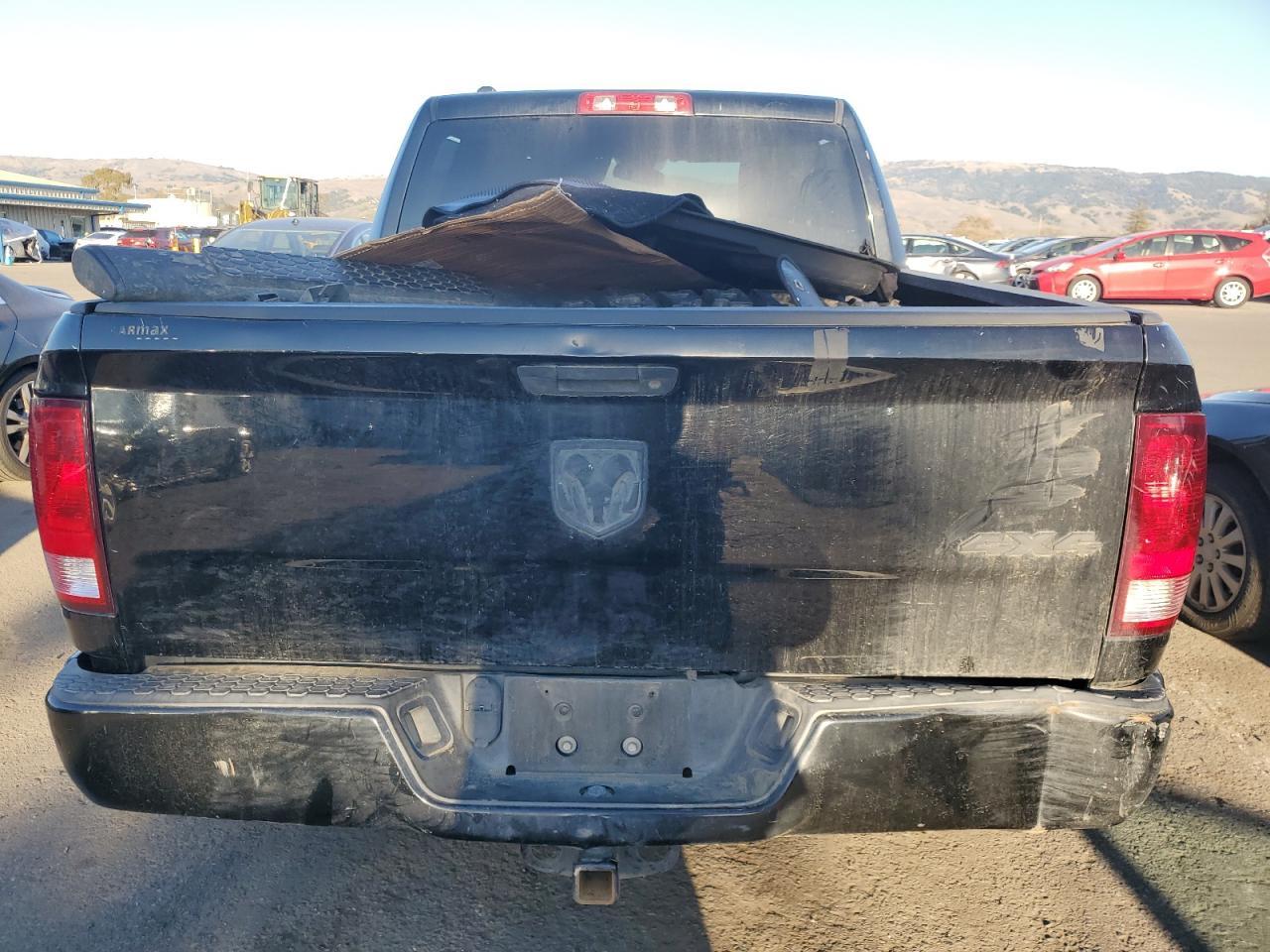 2015 RAM 1500 ST - Image 6