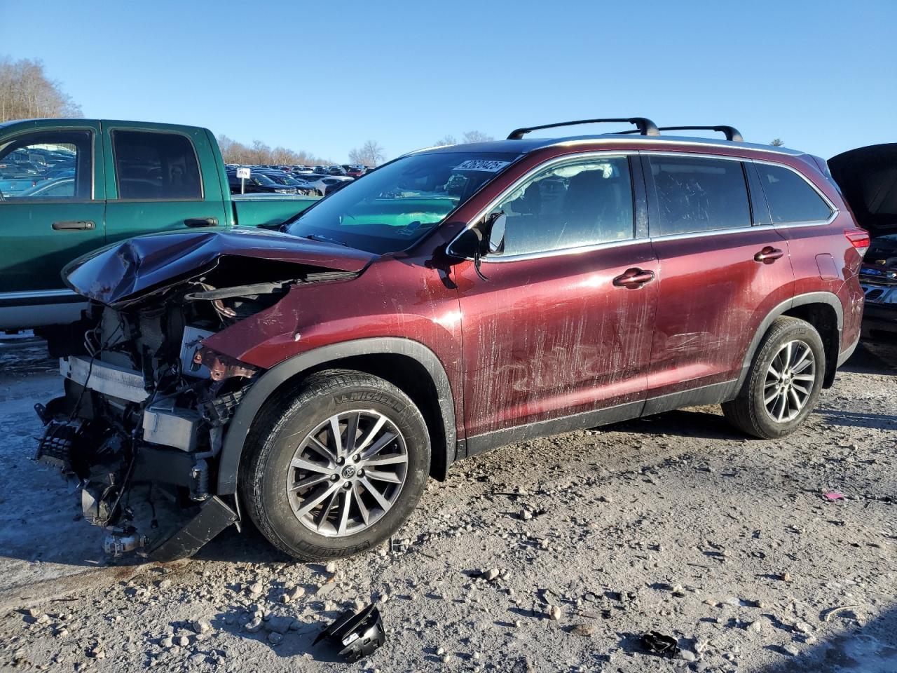 2019 TOYOTA HIGHLANDER