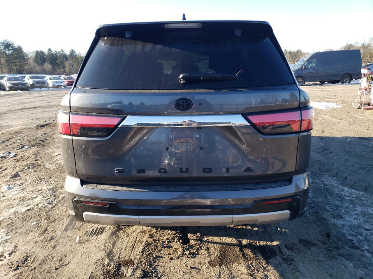 2024 TOYOTA SEQUOIA SR - Image 6