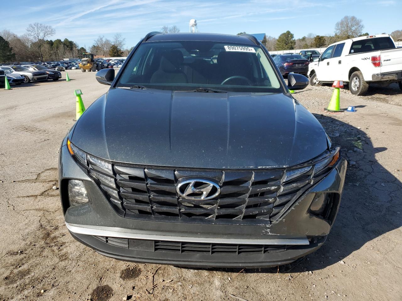 2022 HYUNDAI TUCSON SEL - Image 5