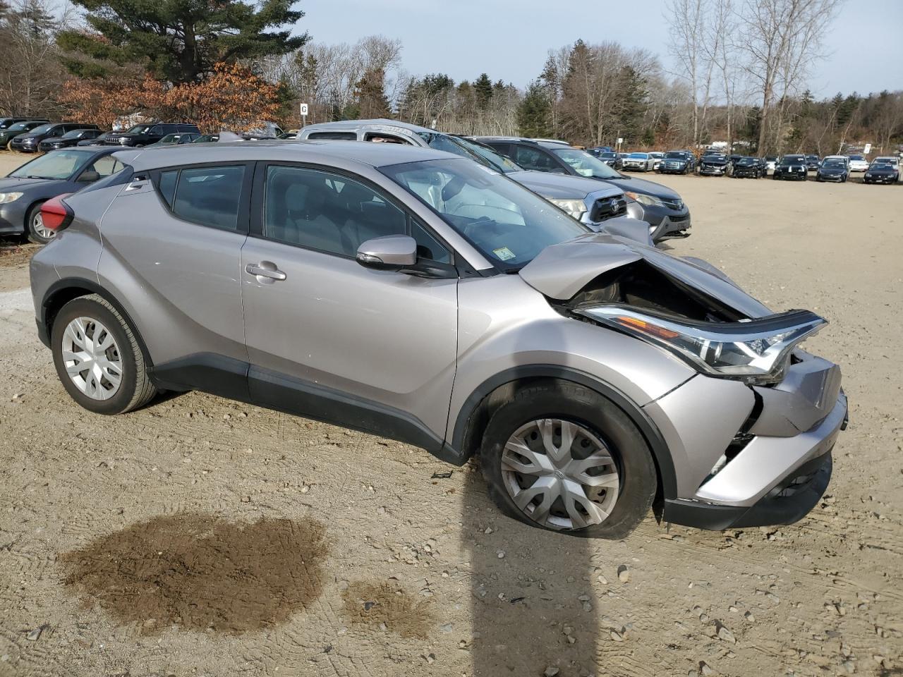 2019 TOYOTA C-HR XLE - Фото 4