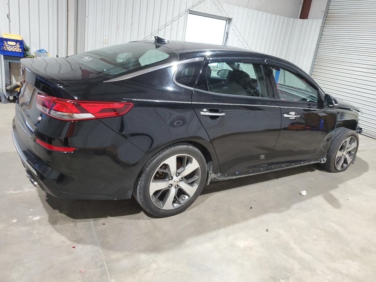 2020 KIA OPTIMA LX - Фото 3