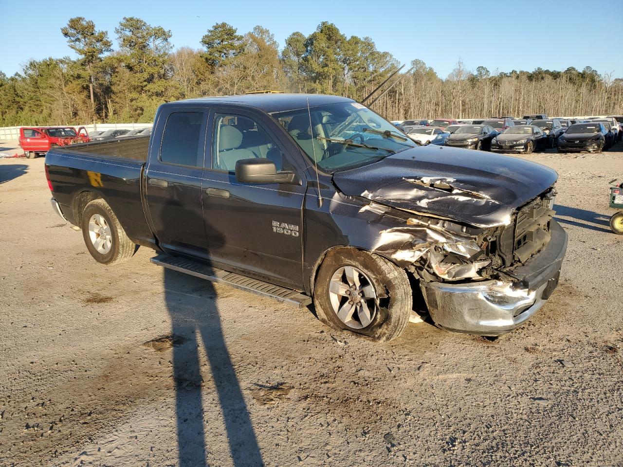 2018 RAM 1500 ST - Image 4