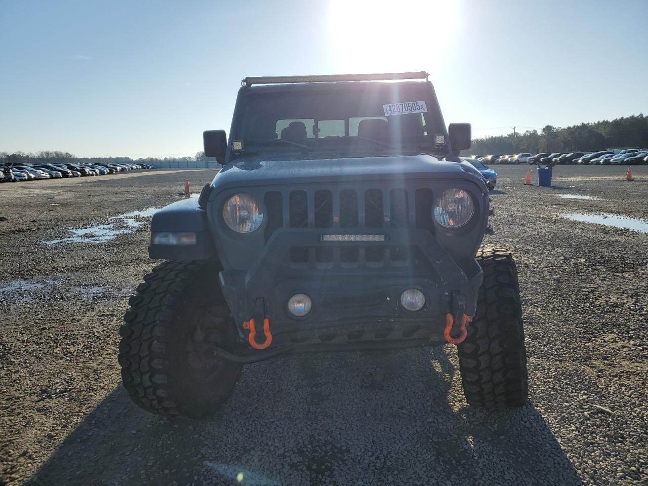 2020 JEEP GLADIATOR - Image 5