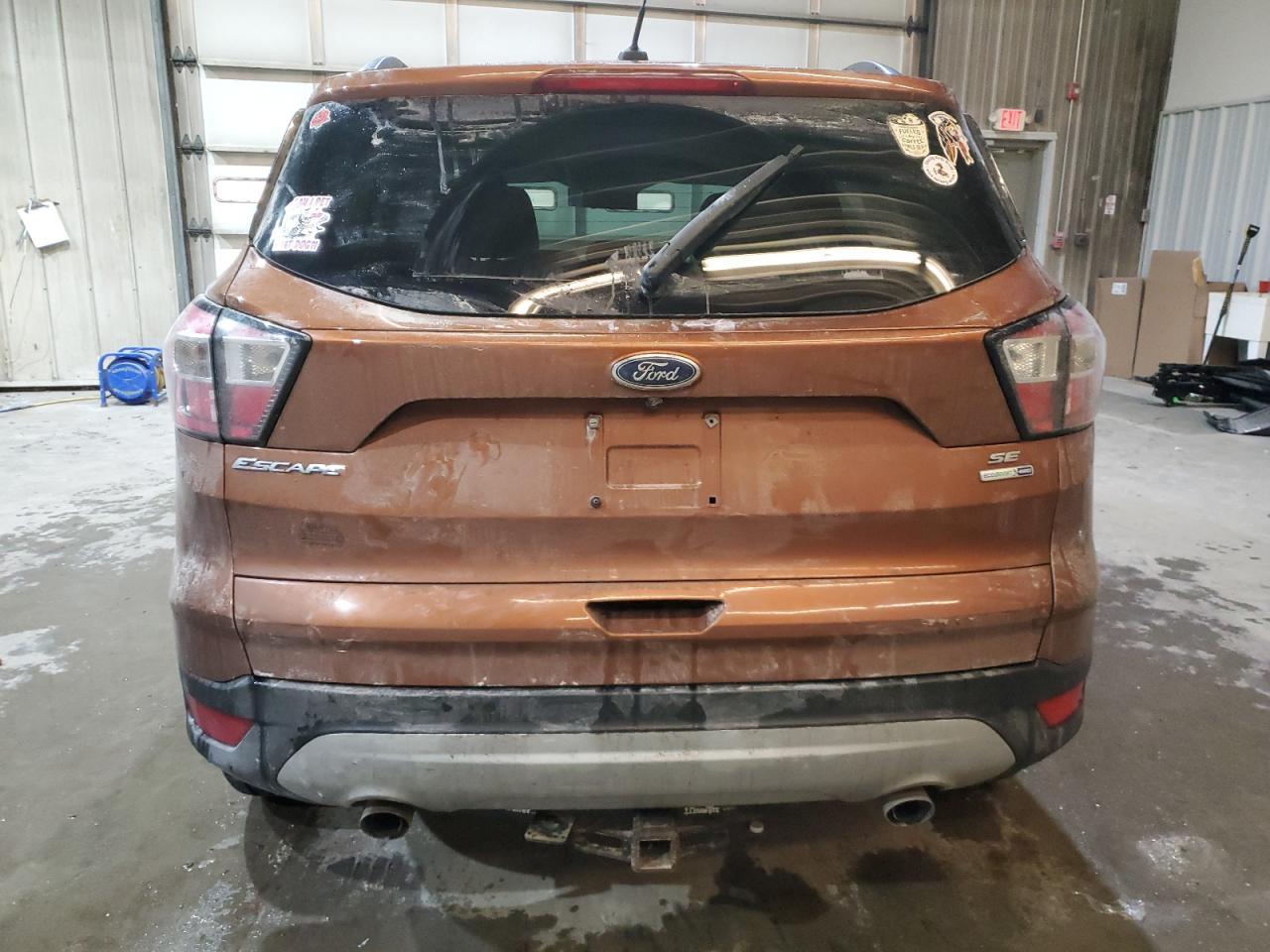 2017 FORD ESCAPE SE - Image 6