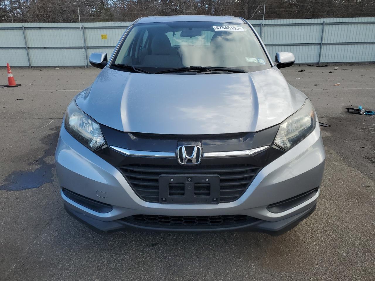 2018 HONDA HR-V LX - Image 5