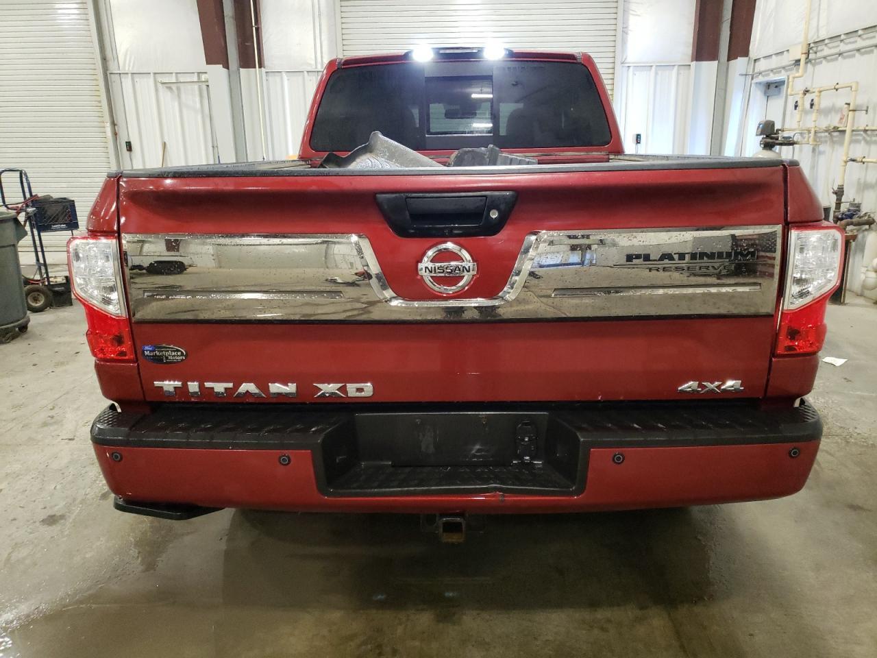 2017 NISSAN TITAN XD S - Фото 6