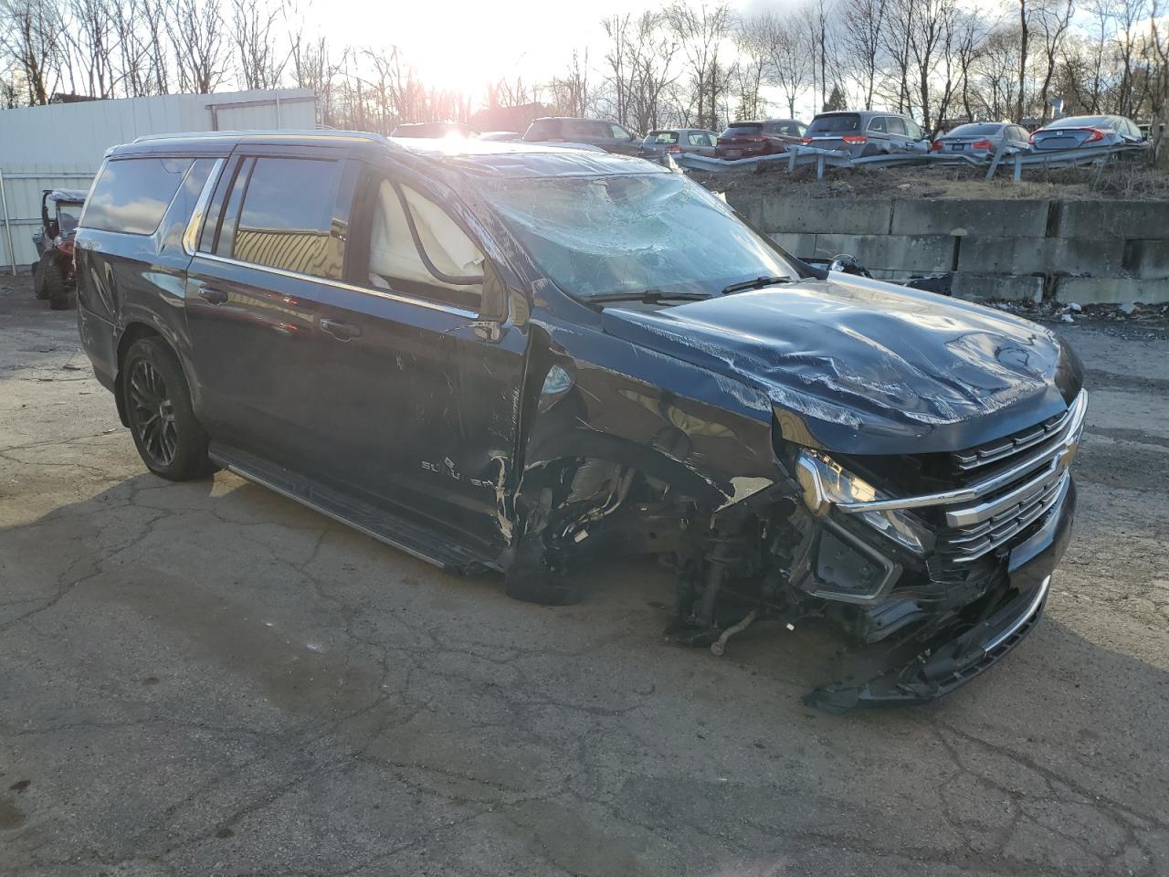 2021 CHEVROLET SUBURBAN K - Image 4
