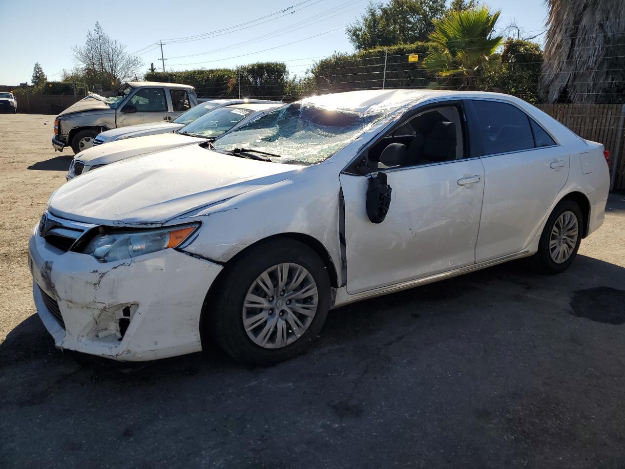 2014 TOYOTA CAMRY L