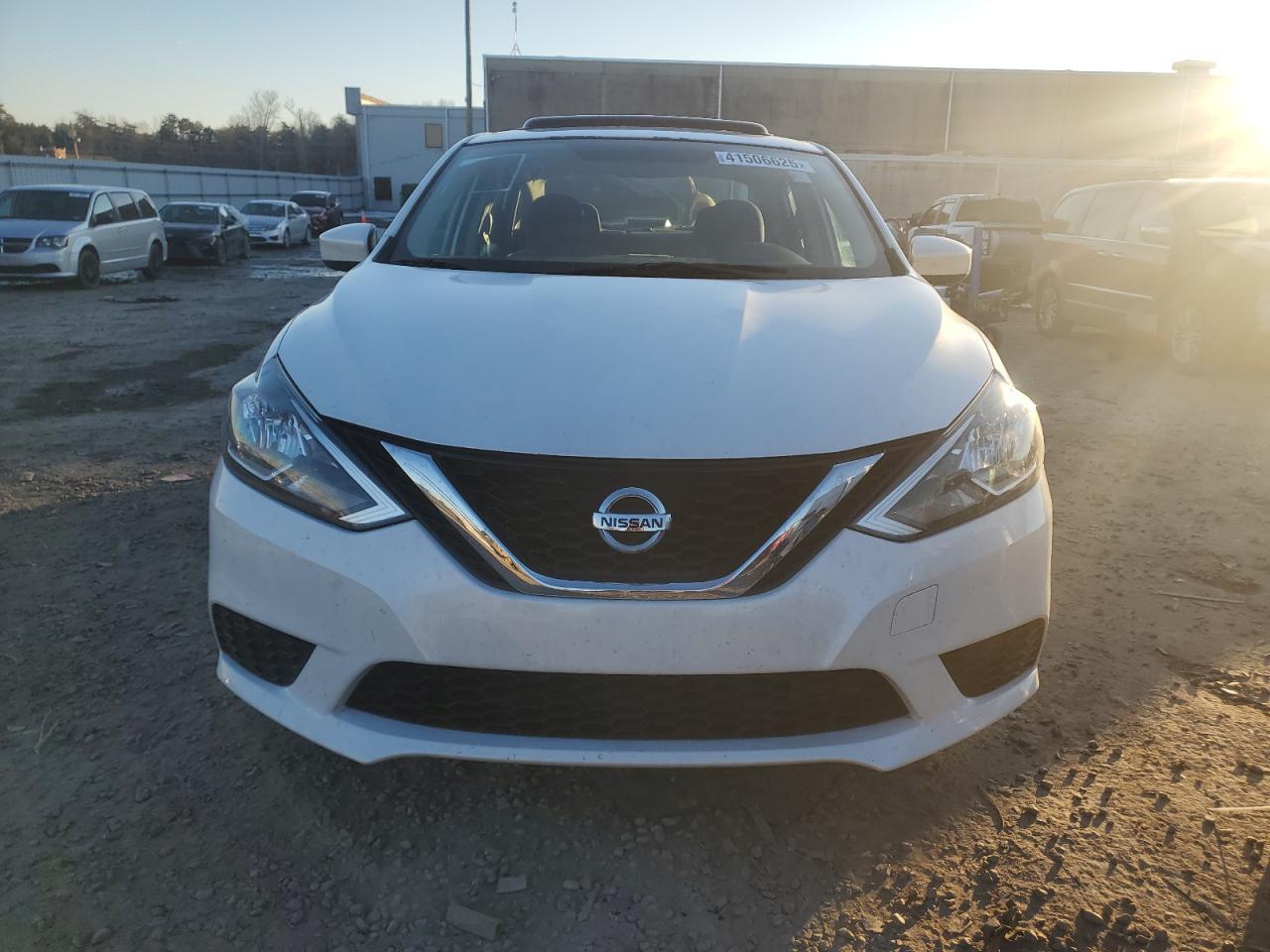 2017 NISSAN SENTRA S - Фото 5