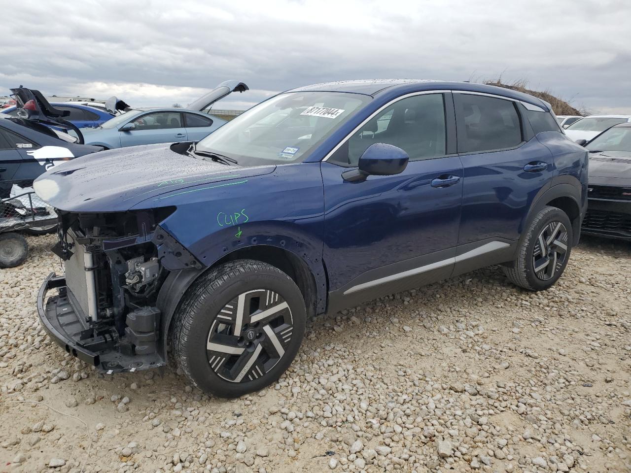 2025 NISSAN KICKS SV