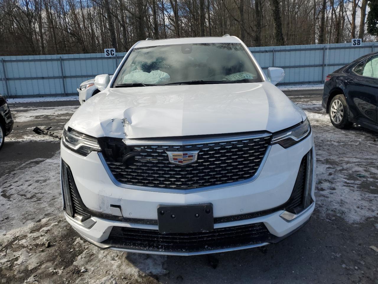 2022 CADILLAC XT6 PREMIU - Image 5
