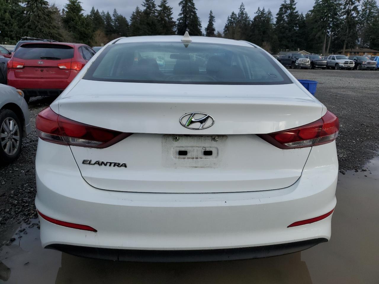 2018 HYUNDAI ELANTRA SE - Фото 6