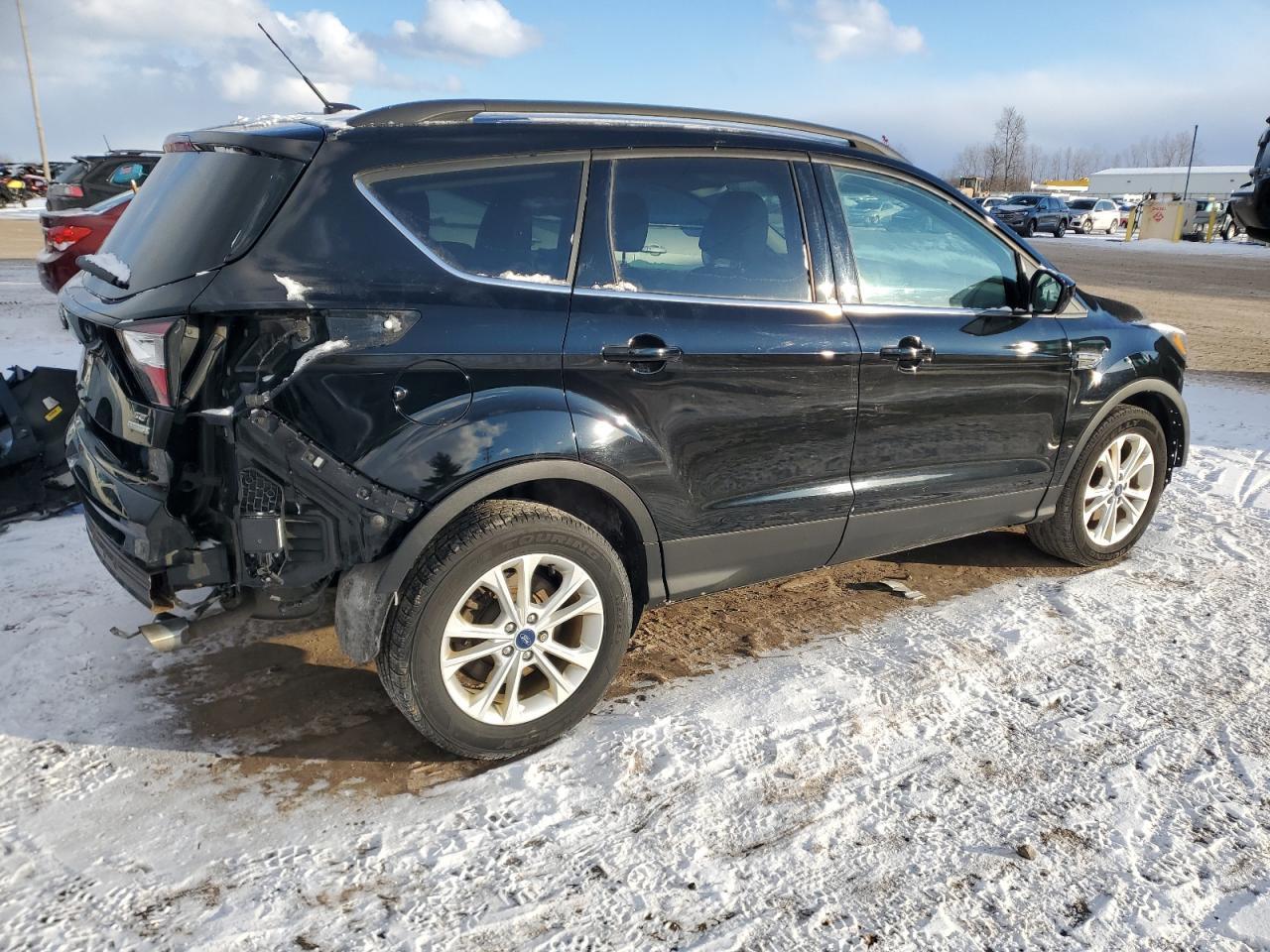 2017 FORD ESCAPE SE - Image 3