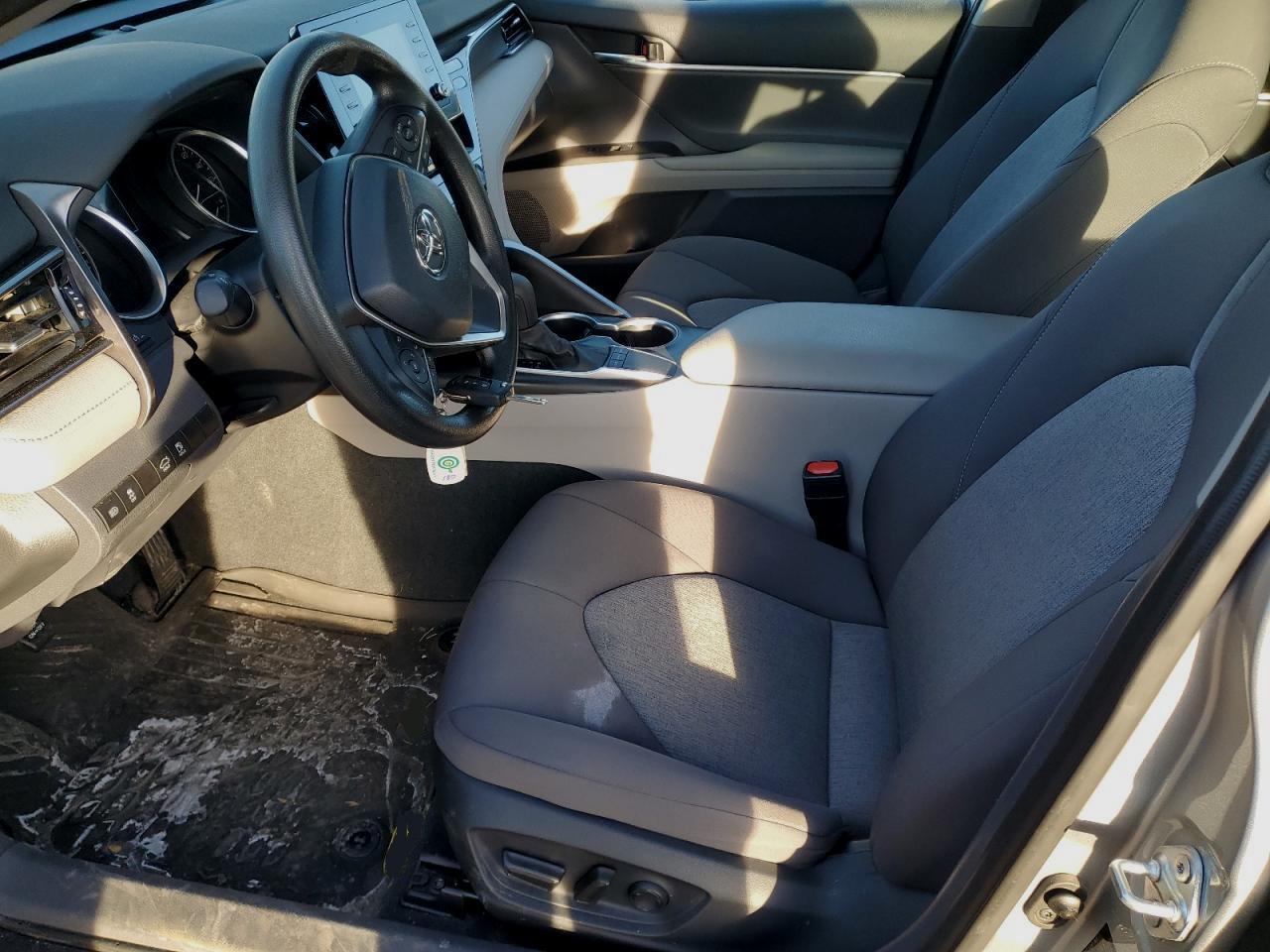 2023 TOYOTA CAMRY LE - Фото 7