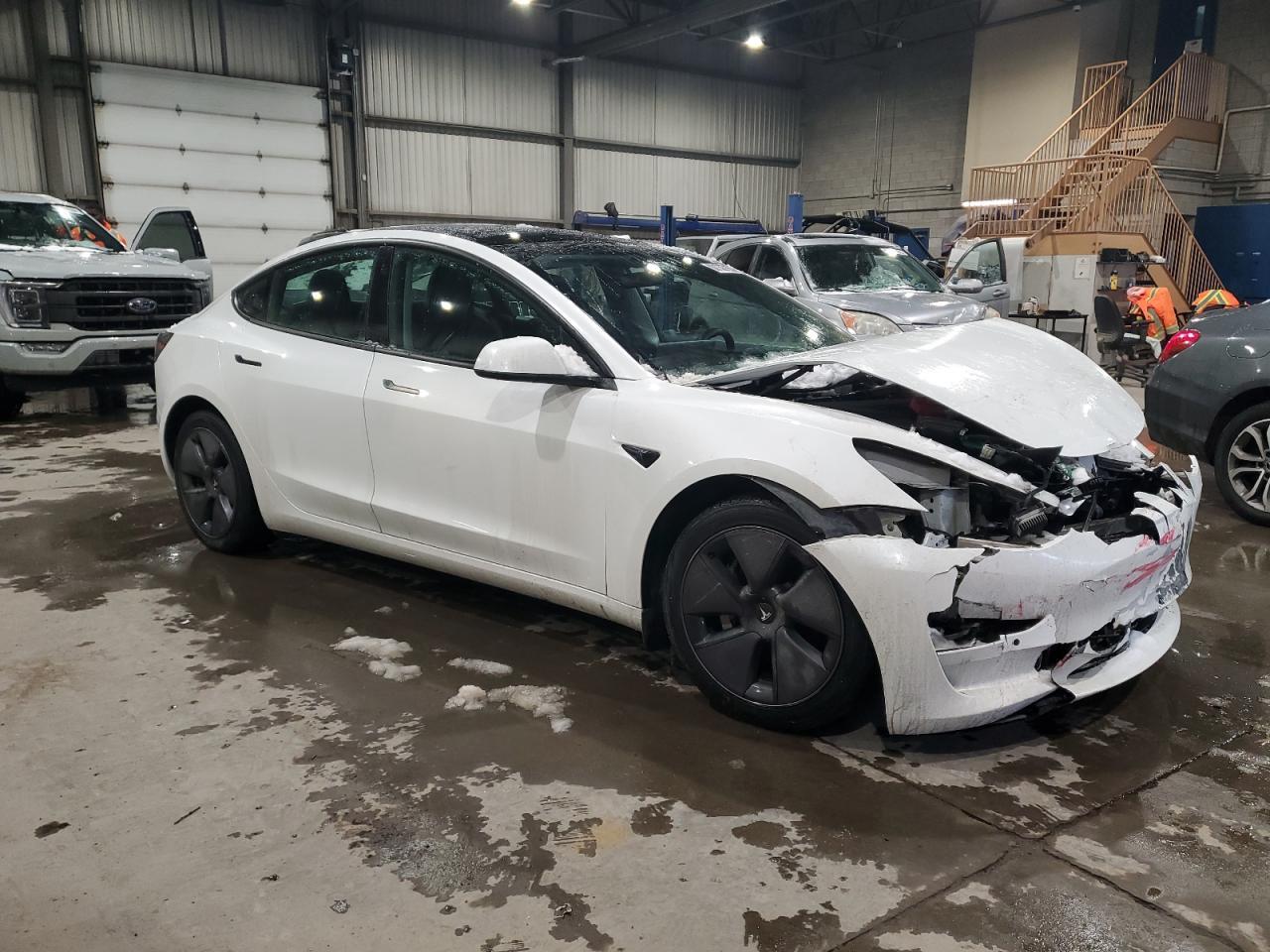 2021 TESLA MODEL 3 - Фото 4