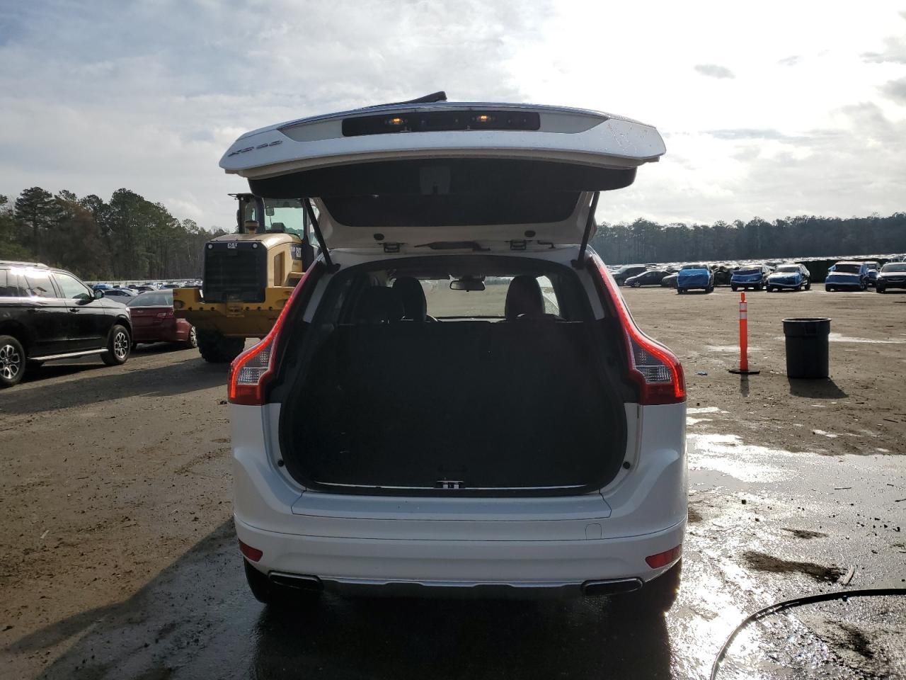 2014 VOLVO XC60 3.2 - Фото 6