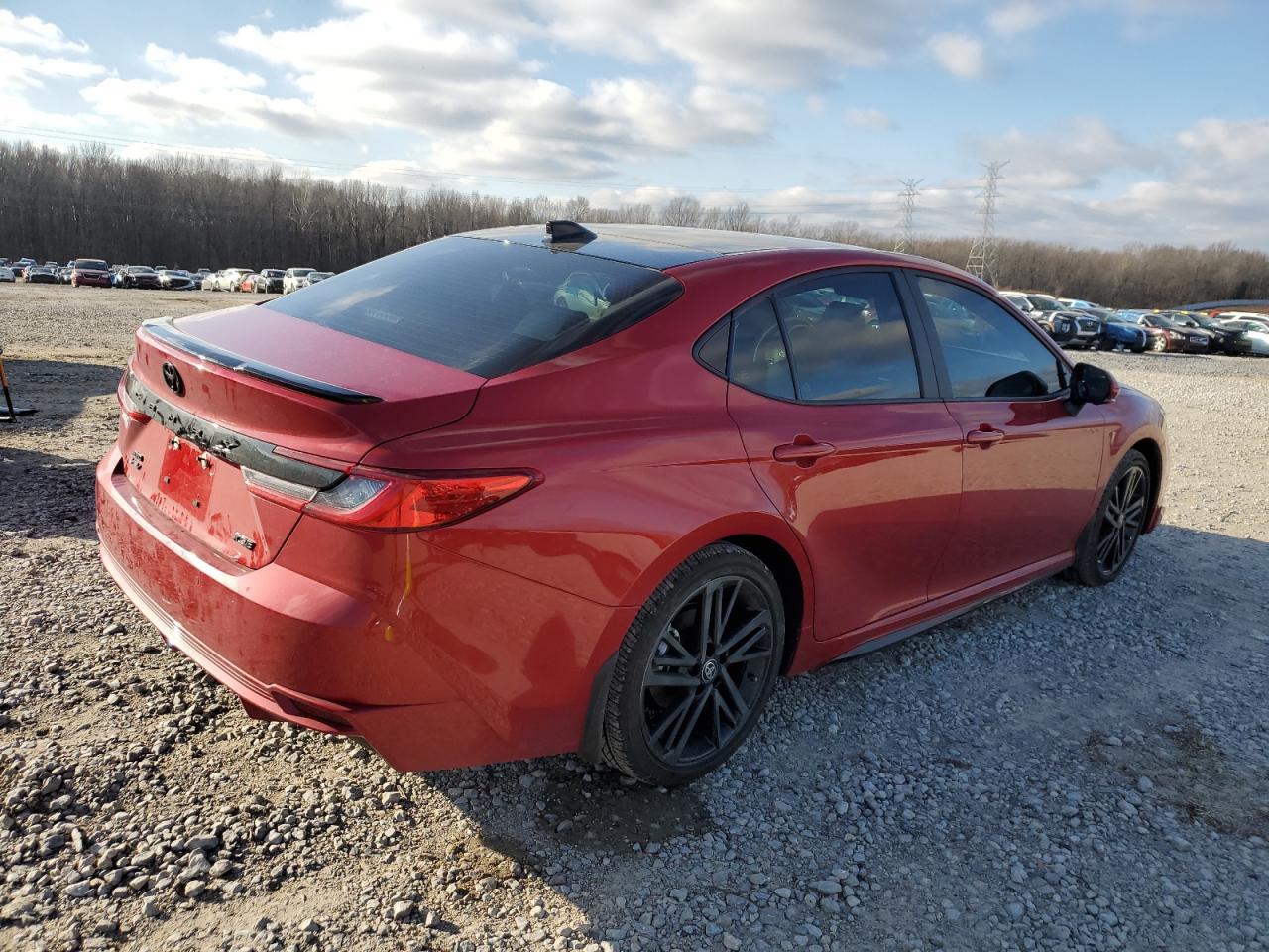 2025 TOYOTA CAMRY XSE - Фото 3