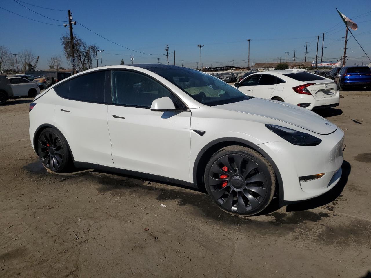 2023 TESLA MODEL Y - Фото 4