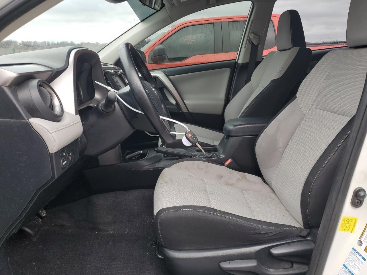 2017 TOYOTA RAV4 XLE - Фото 7