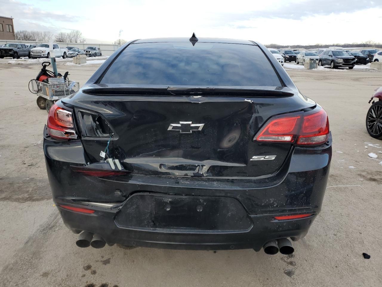 2017 CHEVROLET SS - Image 6