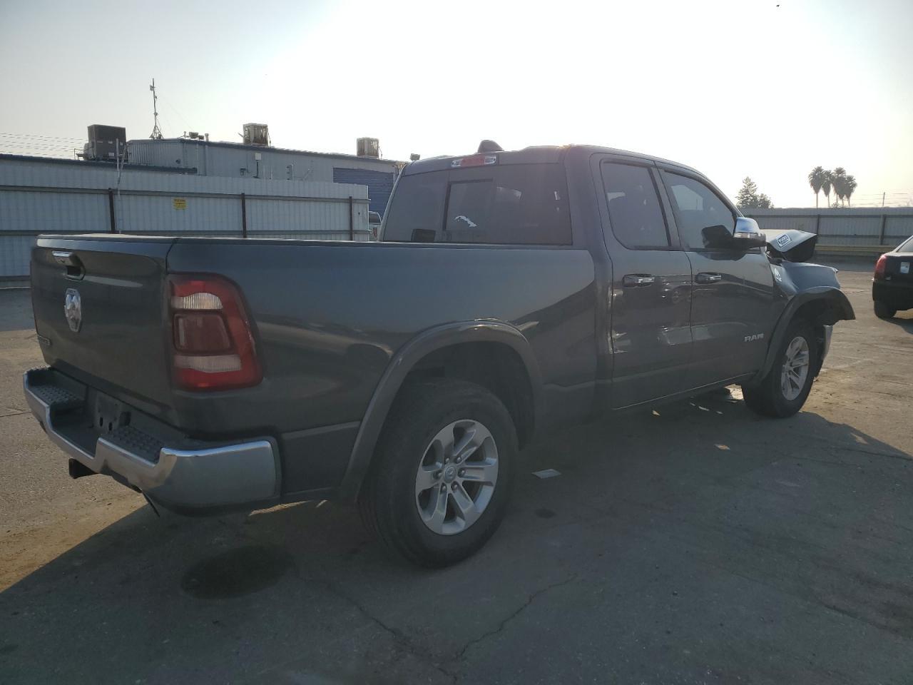 2019 RAM 1500 LARAM - Фото 3