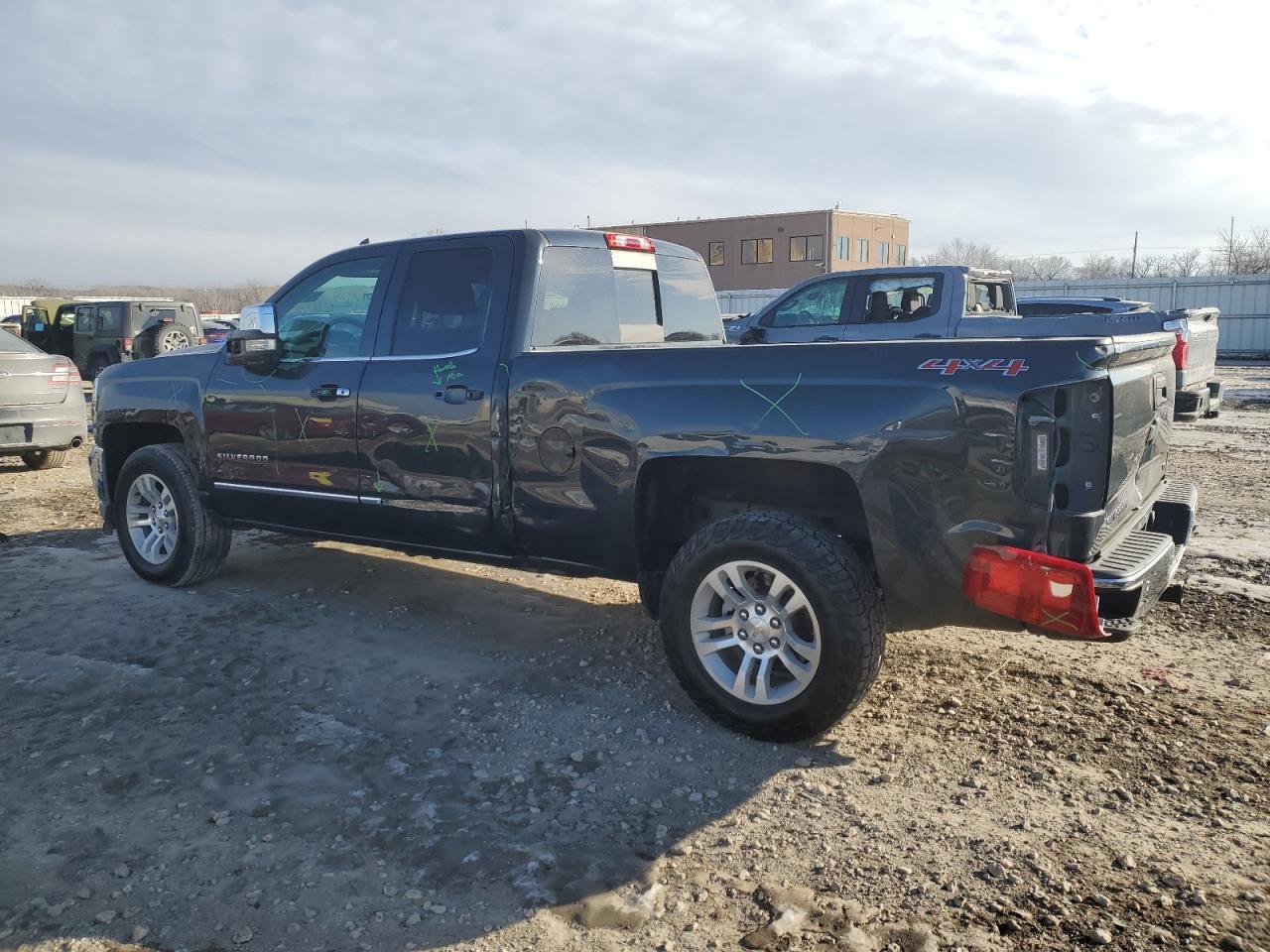 2017 CHEVROLET SILVERADO - Image 2