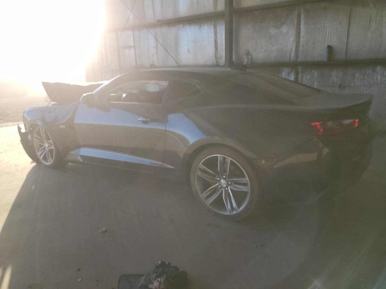2018 CHEVROLET CAMARO LT - Image 2