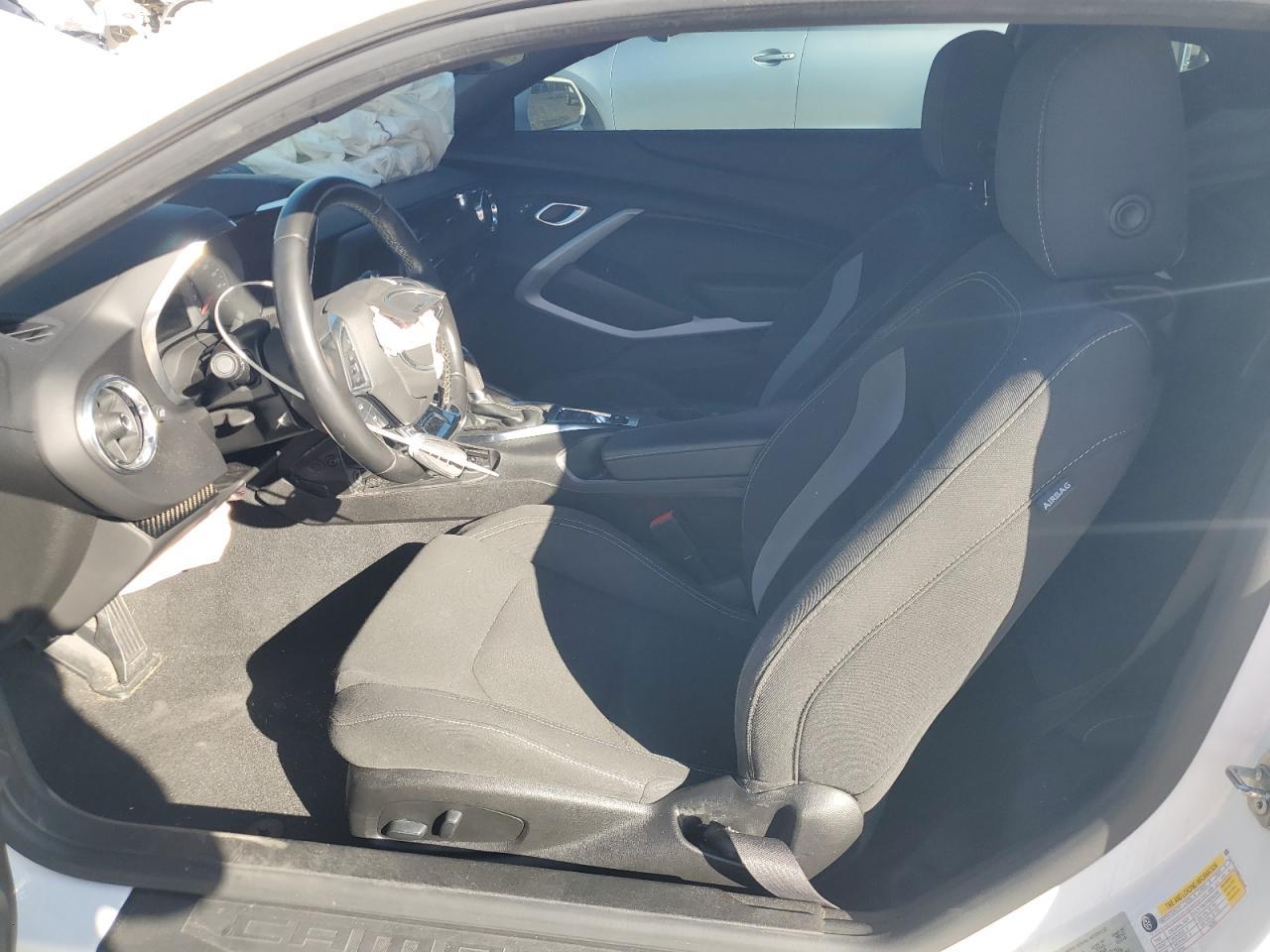 2021 CHEVROLET CAMARO LS - Фото 7