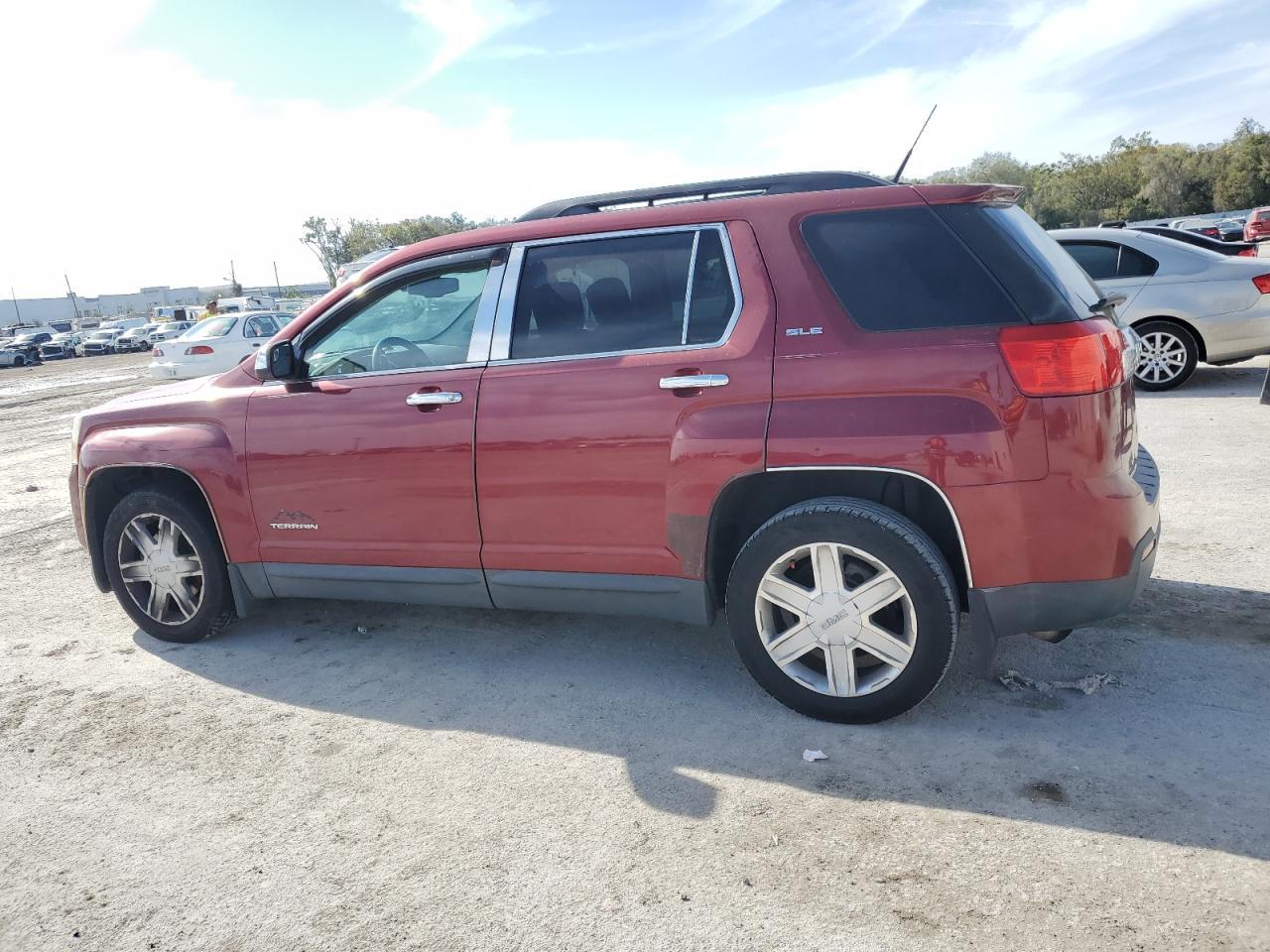 2012 GMC TERRAIN SL - Image 2