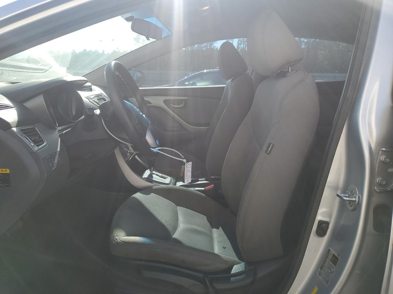 2013 HYUNDAI ELANTRA GL - Image 7