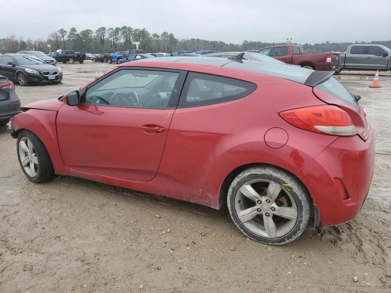 2013 HYUNDAI VELOSTER - Фото 2