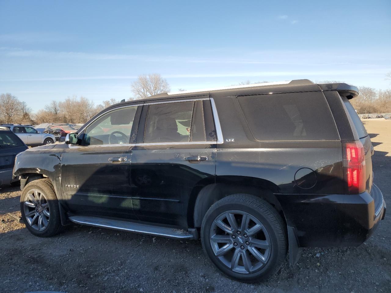 2015 CHEVROLET TAHOE K150 - Image 2