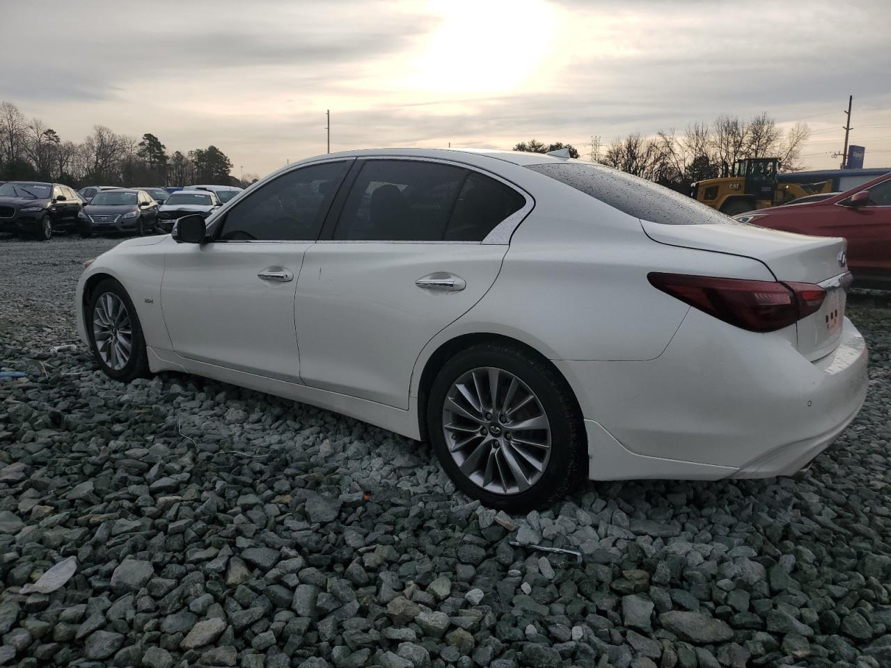2018 INFINITI Q50 LUXE - Фото 2