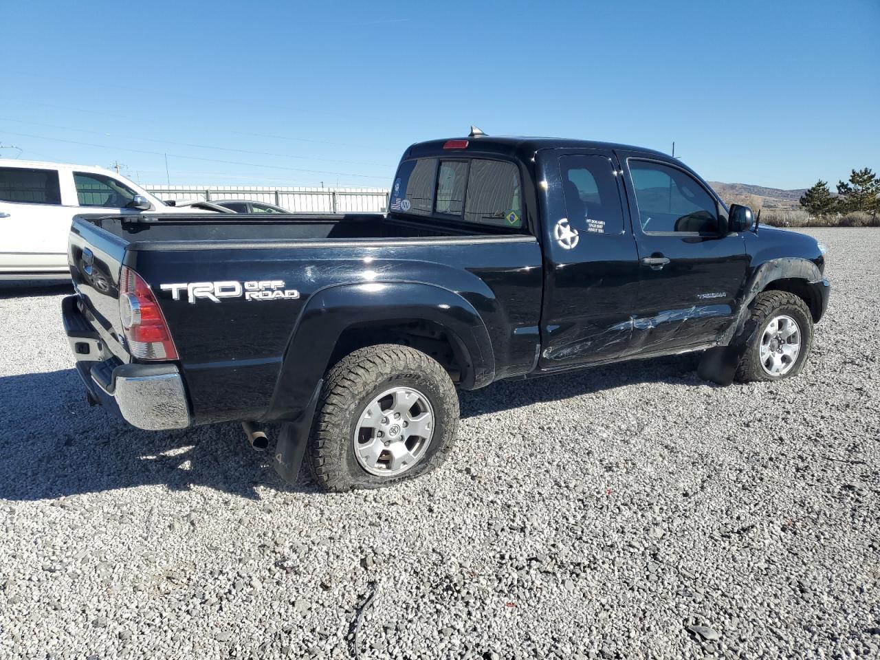 2014 TOYOTA TACOMA - Фото 3