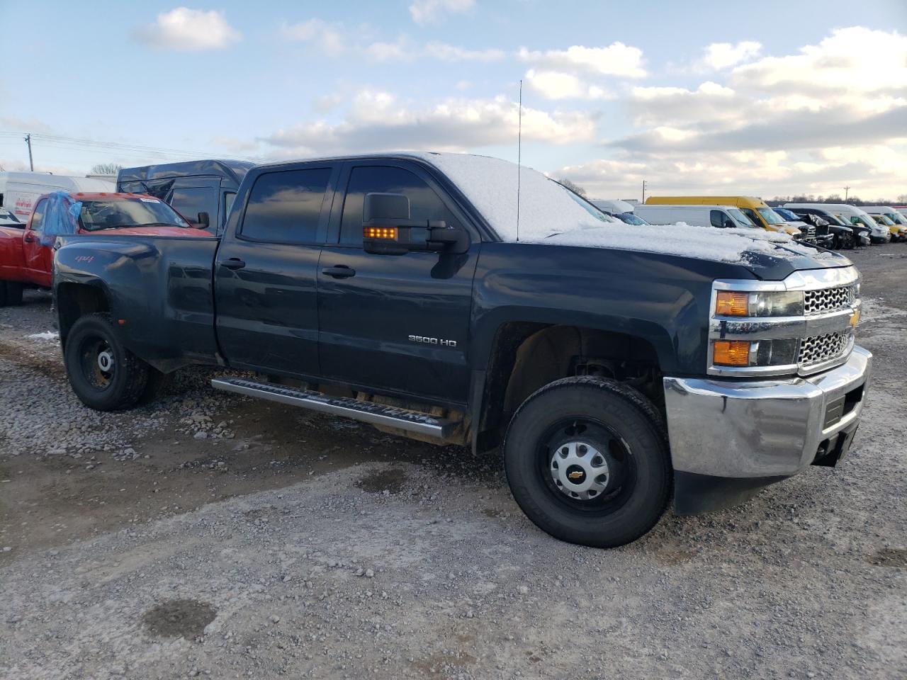 2019 CHEVROLET SILVERADO - Image 4