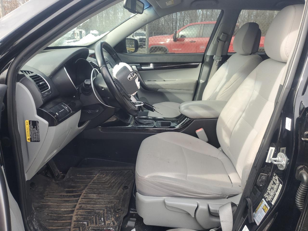2015 KIA SORENTO LX - Image 7